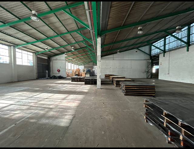 3,544M² WAREHOUSE TO LET IN EPPING INDUSTRIAL